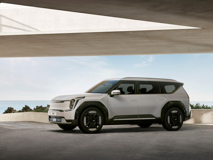 digital-1920x1080-kia-ev9-7