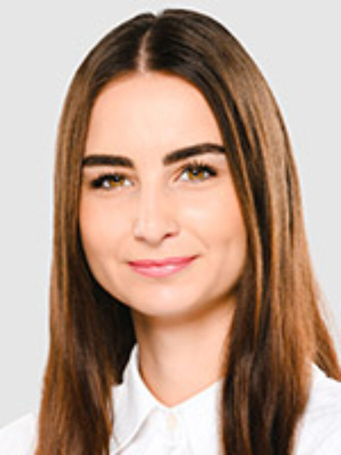 web_hoghova-karin_m7f8028