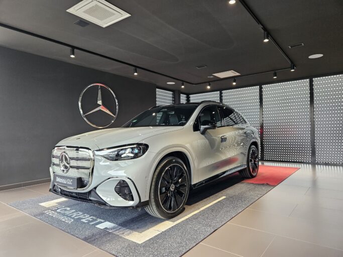 GLC 400 4MATIC with EQ