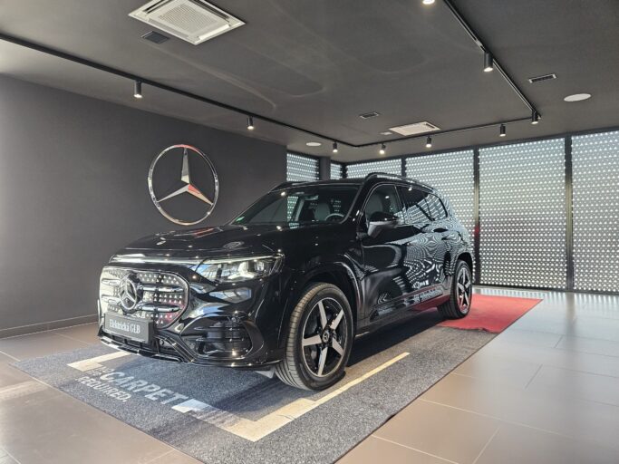 GLB 350 4MATIC with EQ Technology