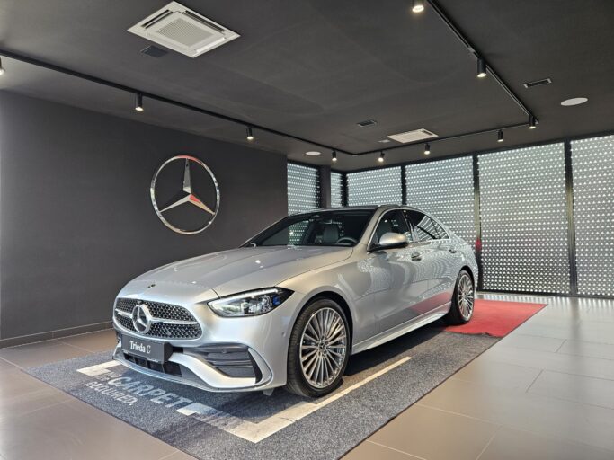 C 220 d 4MATIC sedan